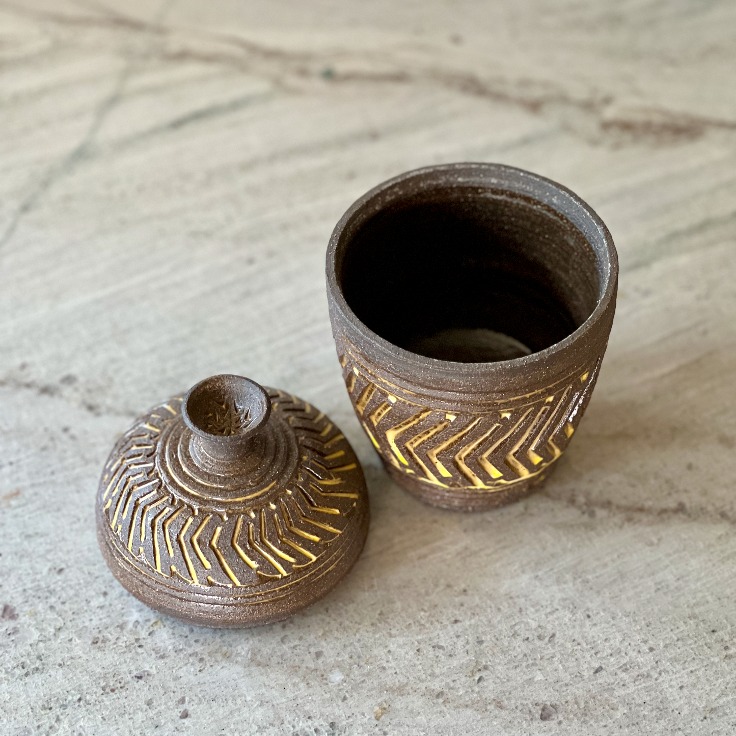 Medium Dark Clay Jar, Zig Zag Grooves with Yellow Glaze