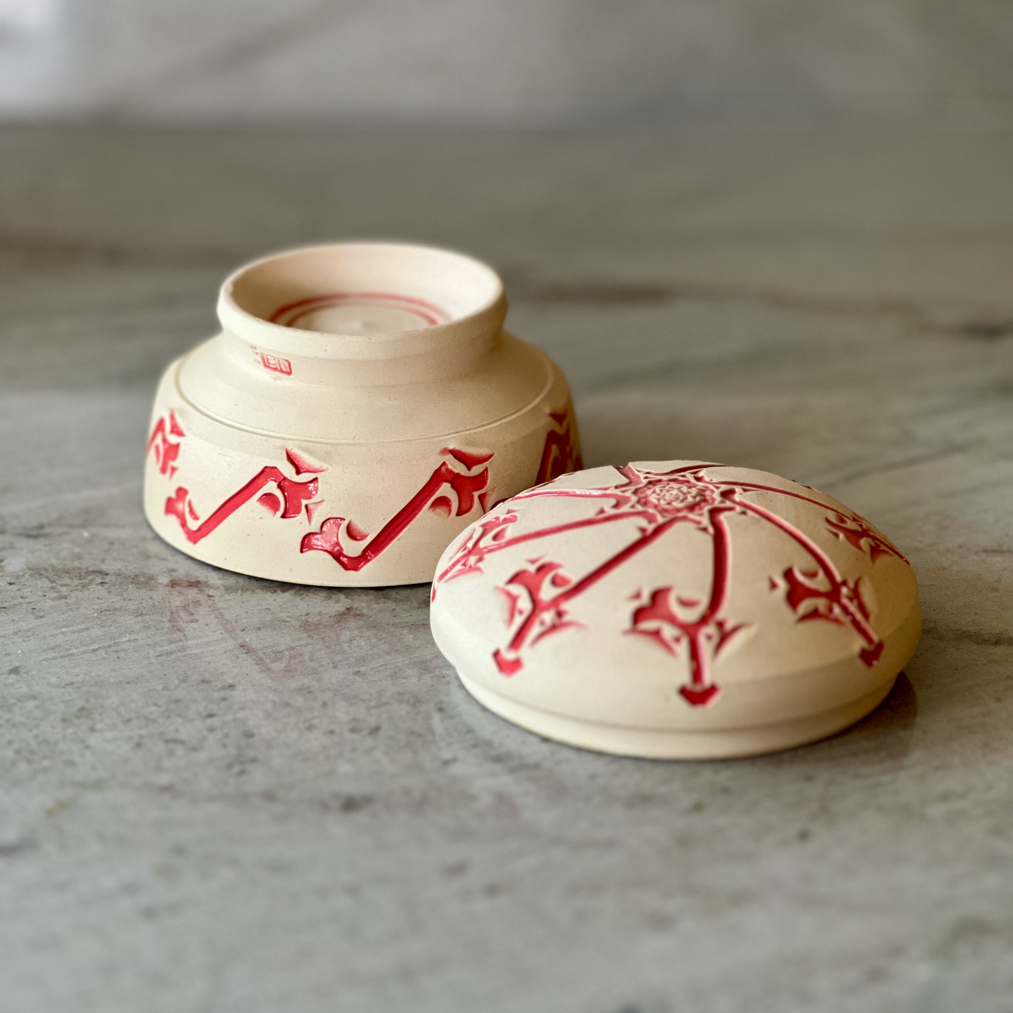 Small White Clay Jar, Detailed Coral Red Glaze Decoration