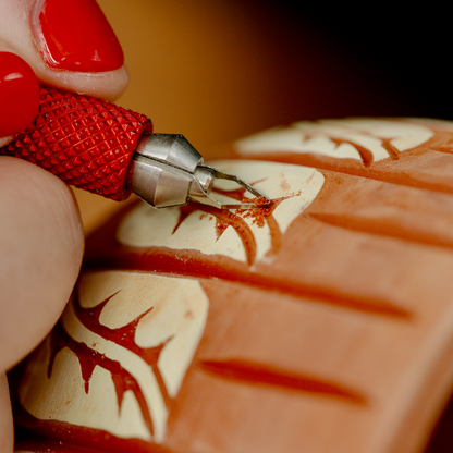 Dragonfly Tool, Universal Handle with Small Pointed Blade