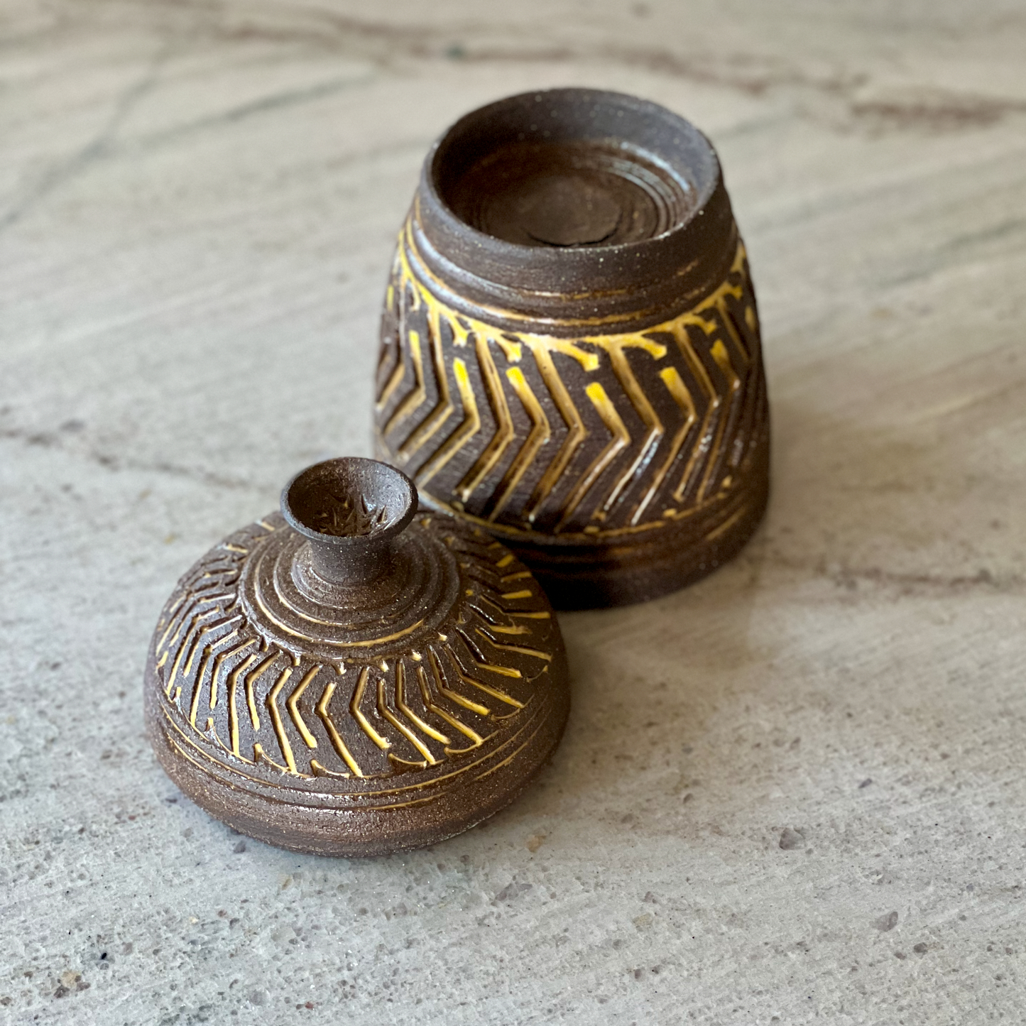 Medium Dark Clay Jar, Zig Zag Grooves with Yellow Glaze